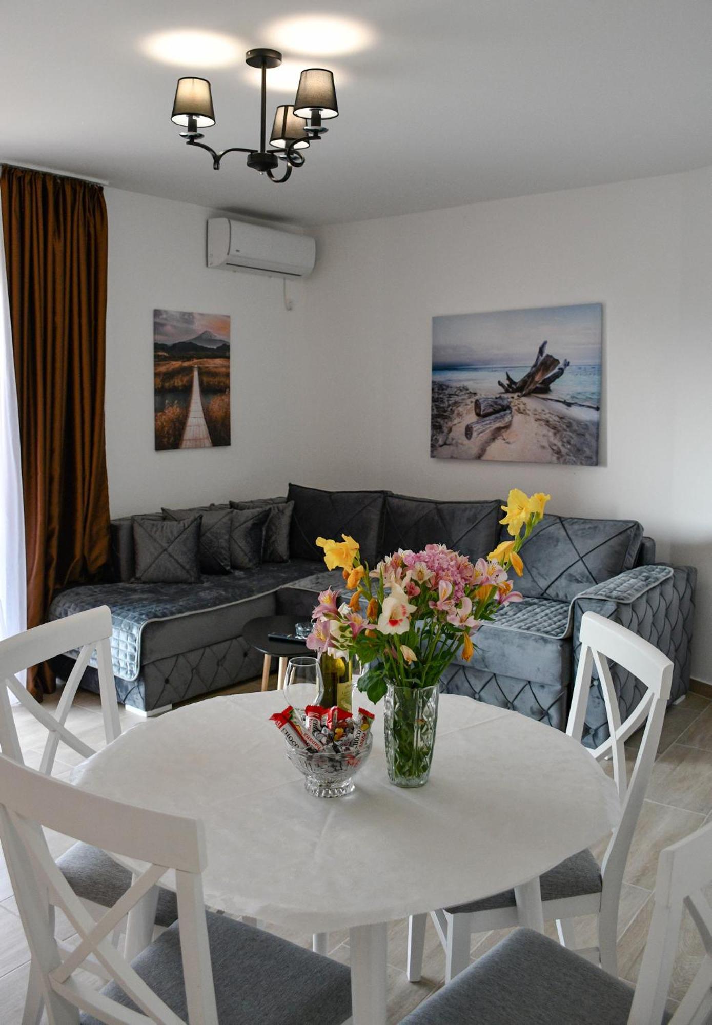 Raj Appartement Kotor Buitenkant foto
