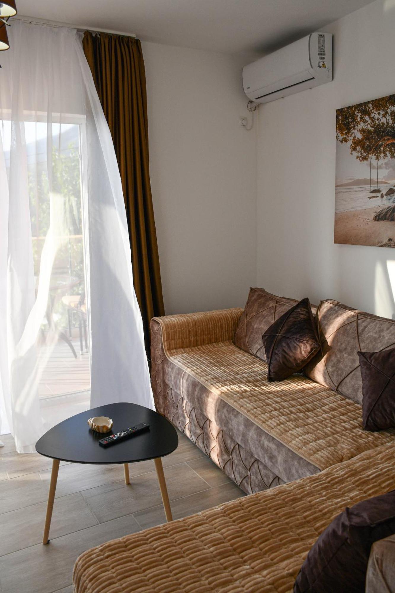 Raj Appartement Kotor Buitenkant foto