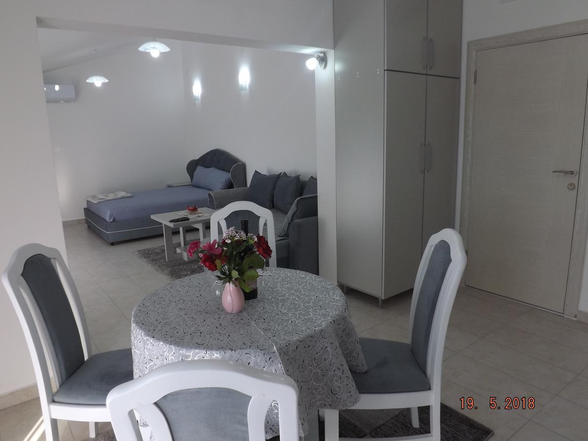 Raj Appartement Kotor Buitenkant foto